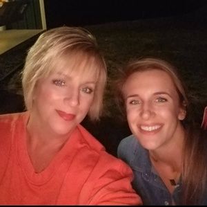 Meet your Posher, Pam